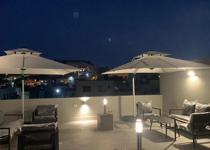Uyut Apartments