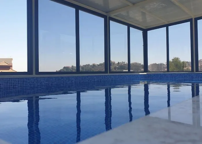 Uyut Apartments